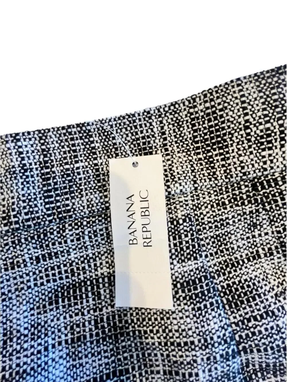 Banana Republic Pencil skirt NWT womens sz 12 woven knit black and white short